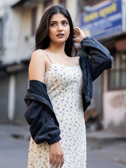 Aleena Khan Dwarka Call Girl